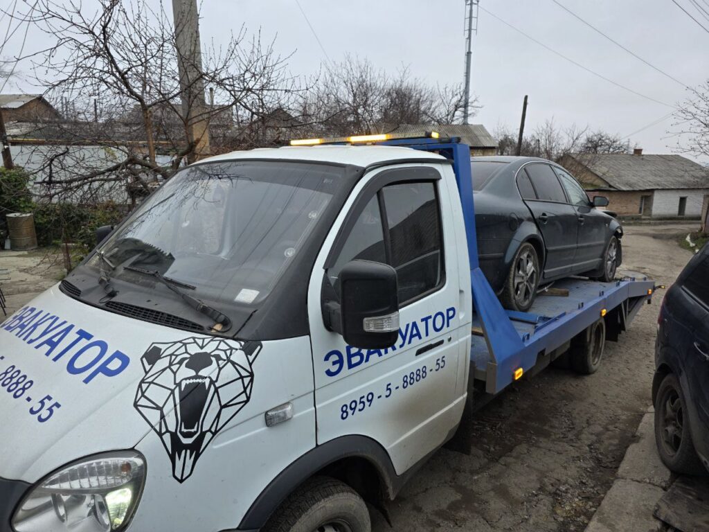 Эвакуировали авто по ЛНР Луганску